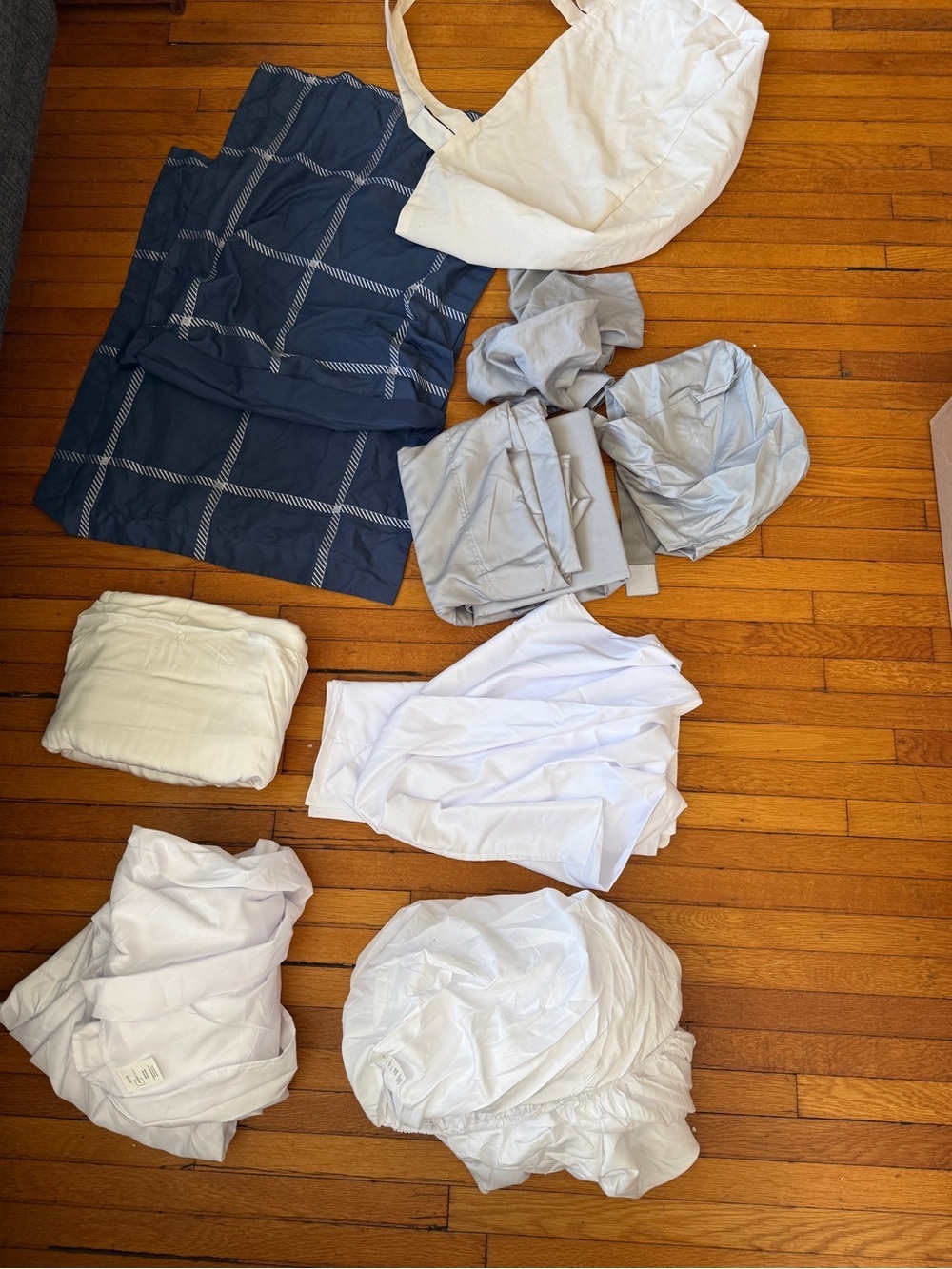 Mainstays & Better Homes & Gardens White Queen Pillowcases, sheets etc